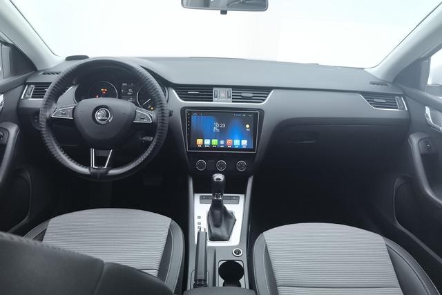 Skoda Sharp and Clear 2017 — фото 11