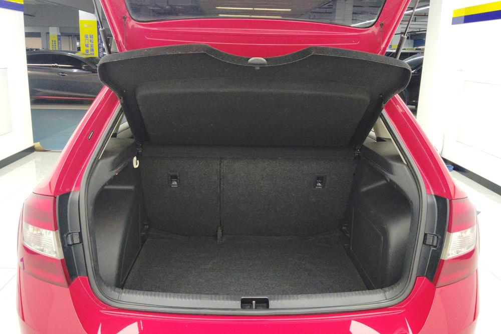 Skoda Rapid Spaceback, фото 17