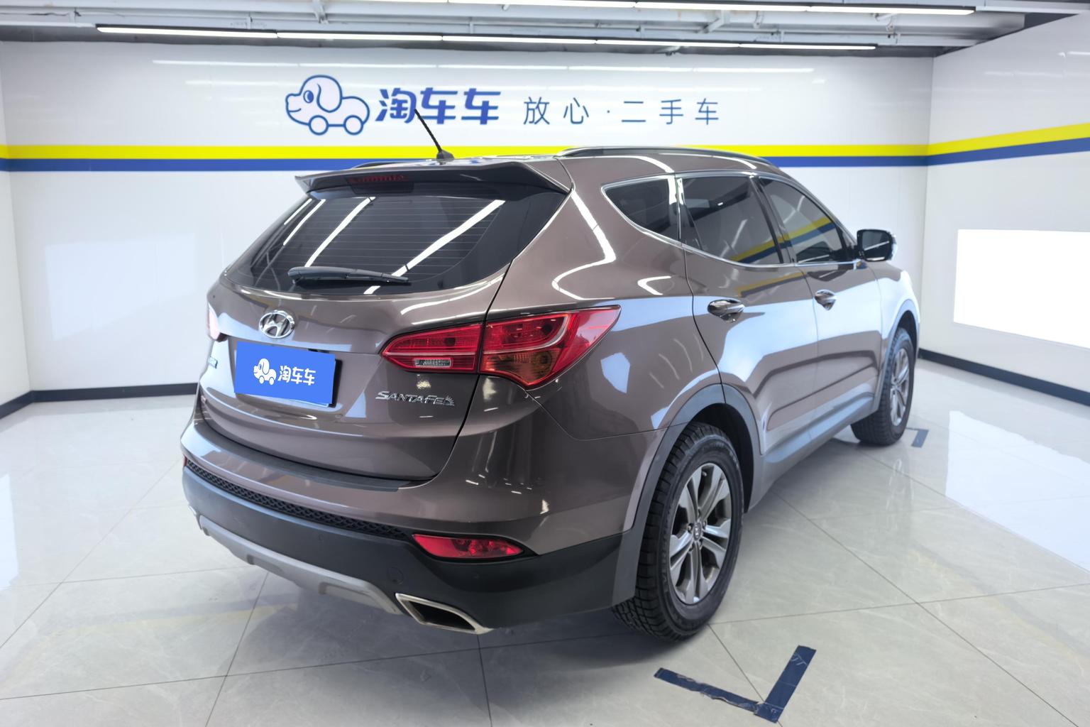 Hyundai Santa Fe 2013 2.4L AT Comfort