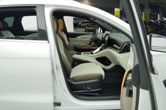 BYD SONG Pro EV 2023 — фото 15