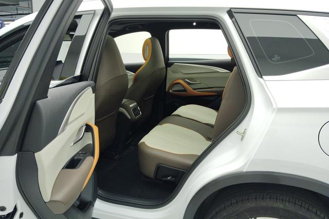 BYD SONG Pro EV 2023 — фото 16