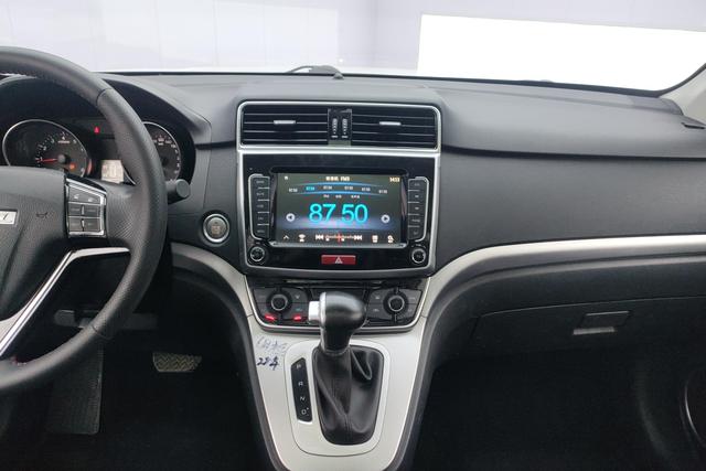 HAVAL M6 2019 — фото 10