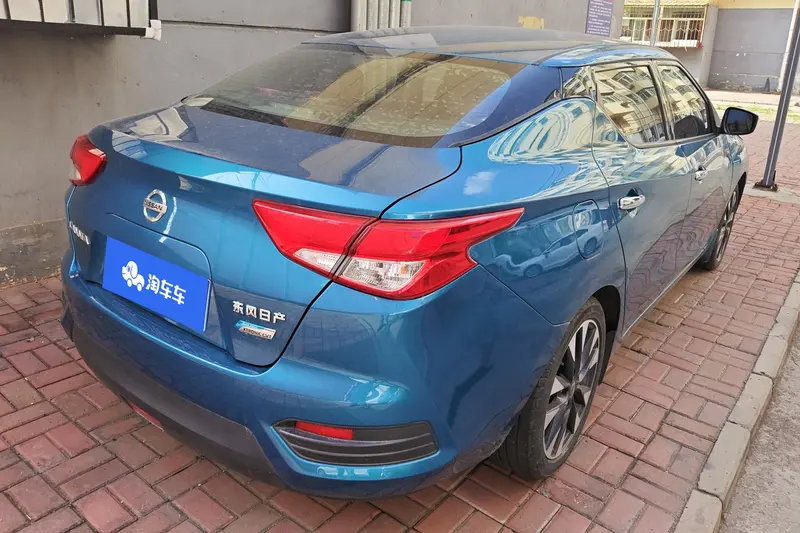 Nissan Lannia 1.6L CVT — фото 3