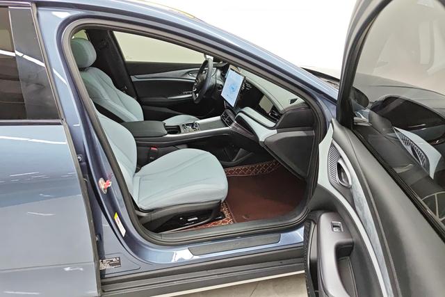 BYD Seal 2023 — фото 10