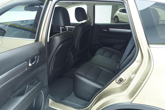 Renault Koleos 2017 — фото 16
