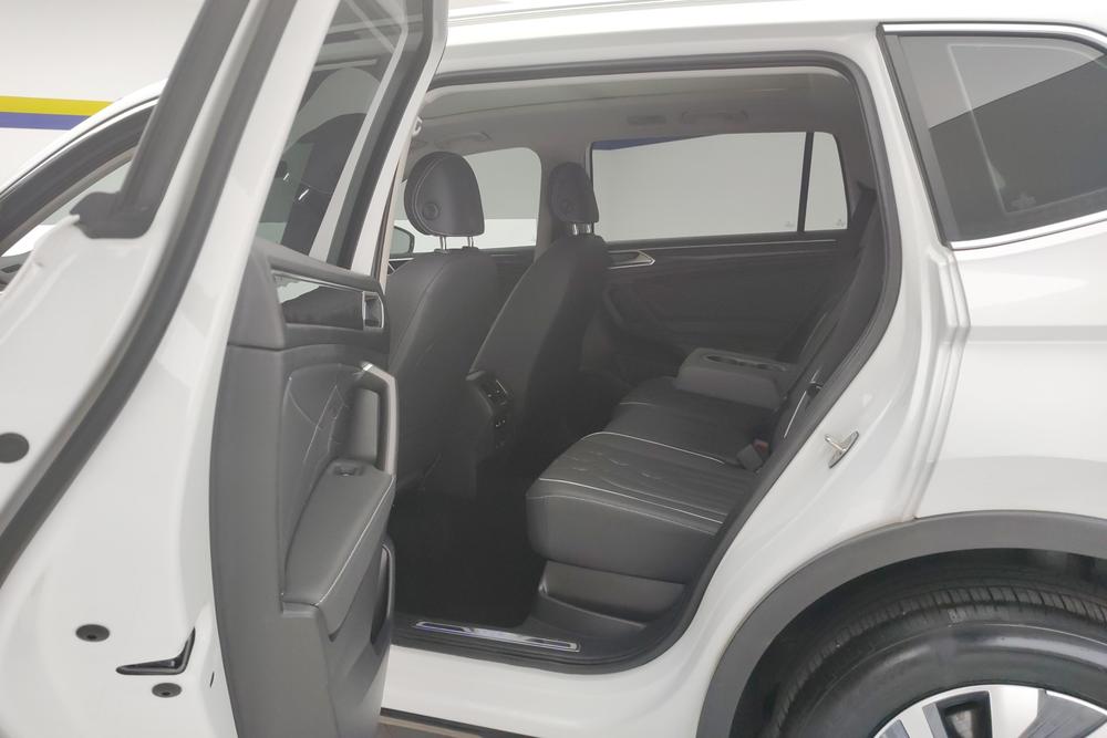 Volkswagen Tiguan L PHEV, фото 16