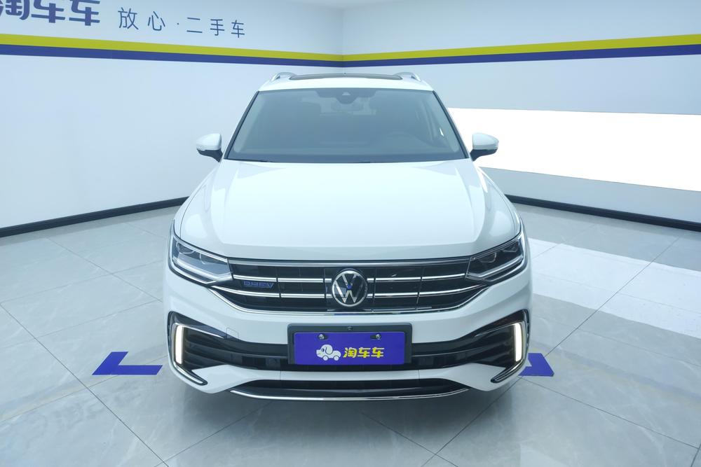 Volkswagen Tiguan L PHEV, фото 2