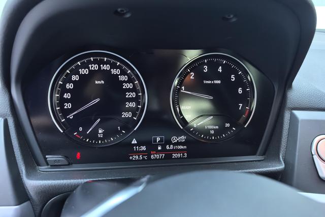 BMW 1 Series 2018 — фото 13