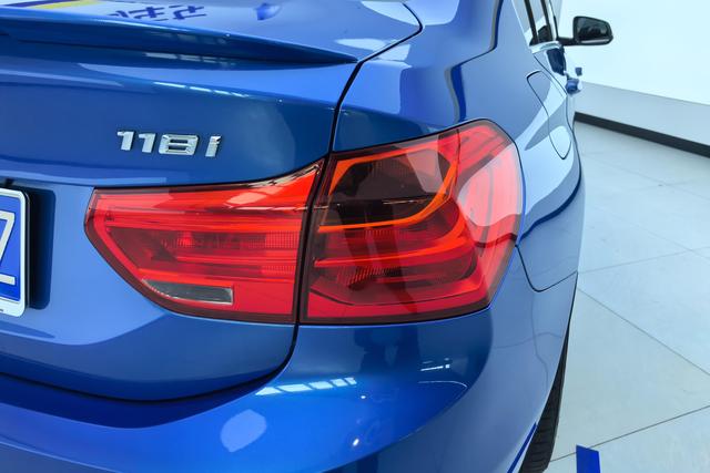 BMW 1 Series 2018 — фото 5