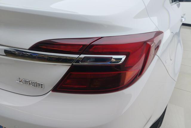Buick Regal 2015 — фото 5