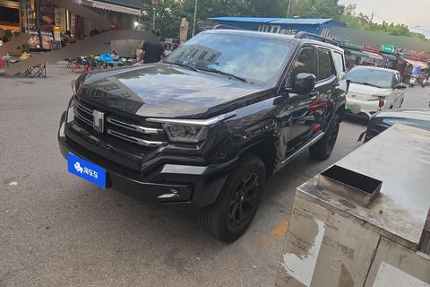 TANK 400 Hi4-T