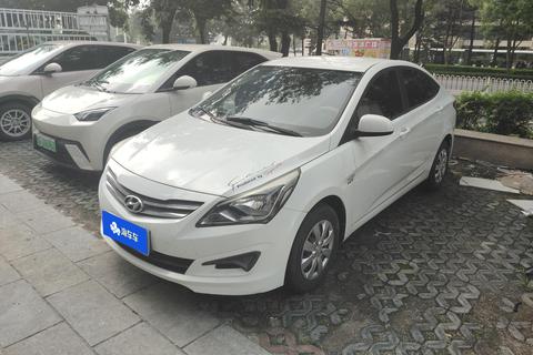 Hyundai Reina