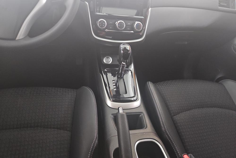 Nissan Tiida, фото 14