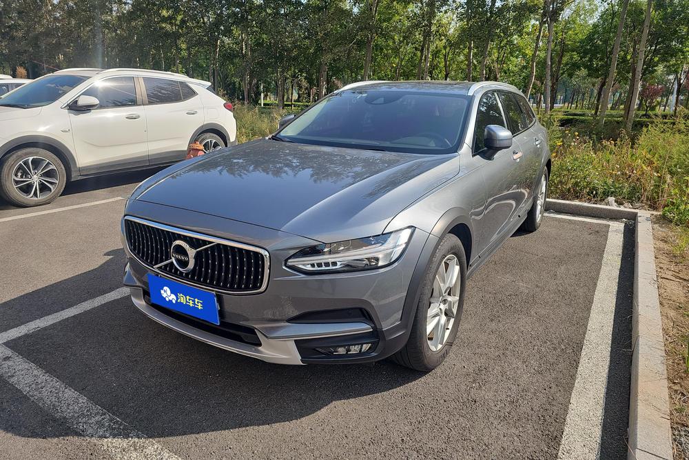 Volvo V90