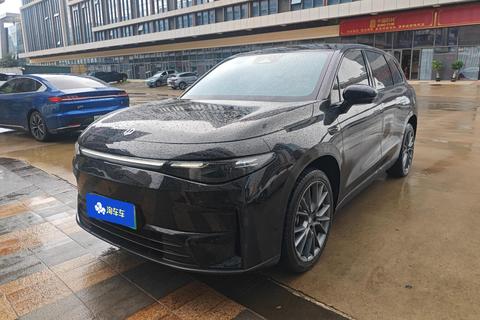 Leapmotor C10