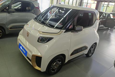 Baojun E200