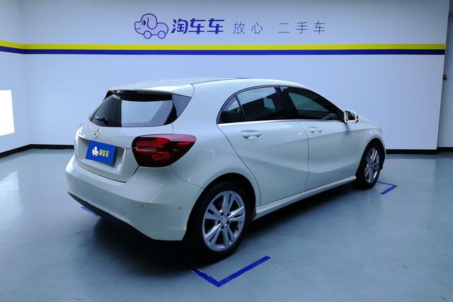 Mercedes Benz A-Class(Import) 2016 — фото 3