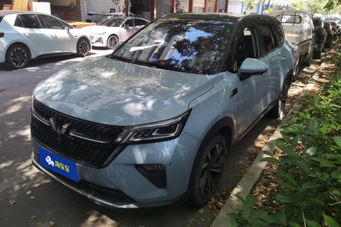 Wuling Asta