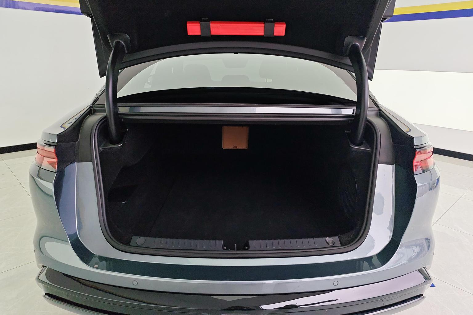 BYD Han L DM 2025 DM-p 180KM AWD ji guang lei da Flagship