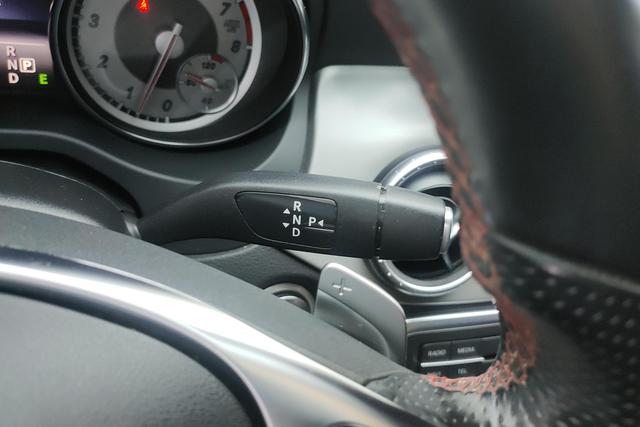 Mercedes Benz GLA-Class 2015 — фото 14