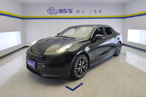Lynk & Co 03