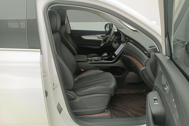 Roewe RX5 MAX 2019 — фото 15