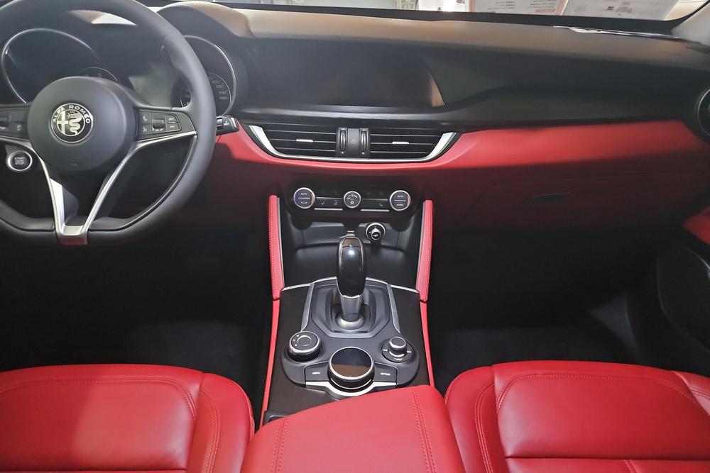 Alfa Romeo Stelvio, фото 9
