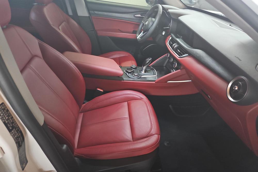 Alfa Romeo Stelvio, фото 15