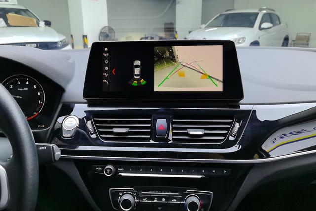 BMW 1 Series 2023 — фото 13