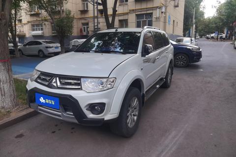 Mitsubishi Модель не указана