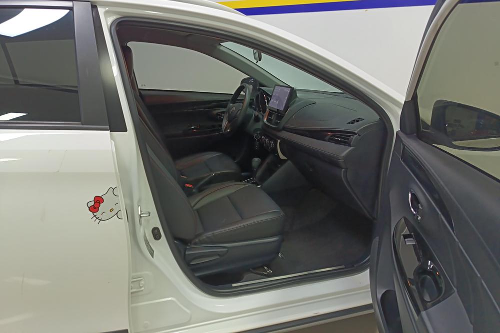 Toyota Yaris L, фото 15