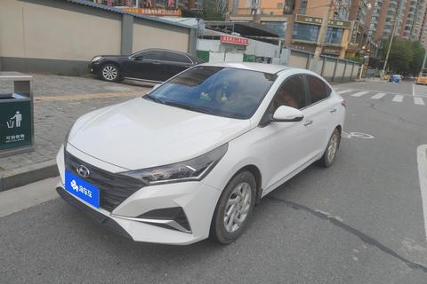 Hyundai Reina