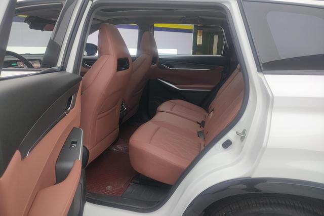 CHANGAN CS75 PLUS 2024 — фото 16