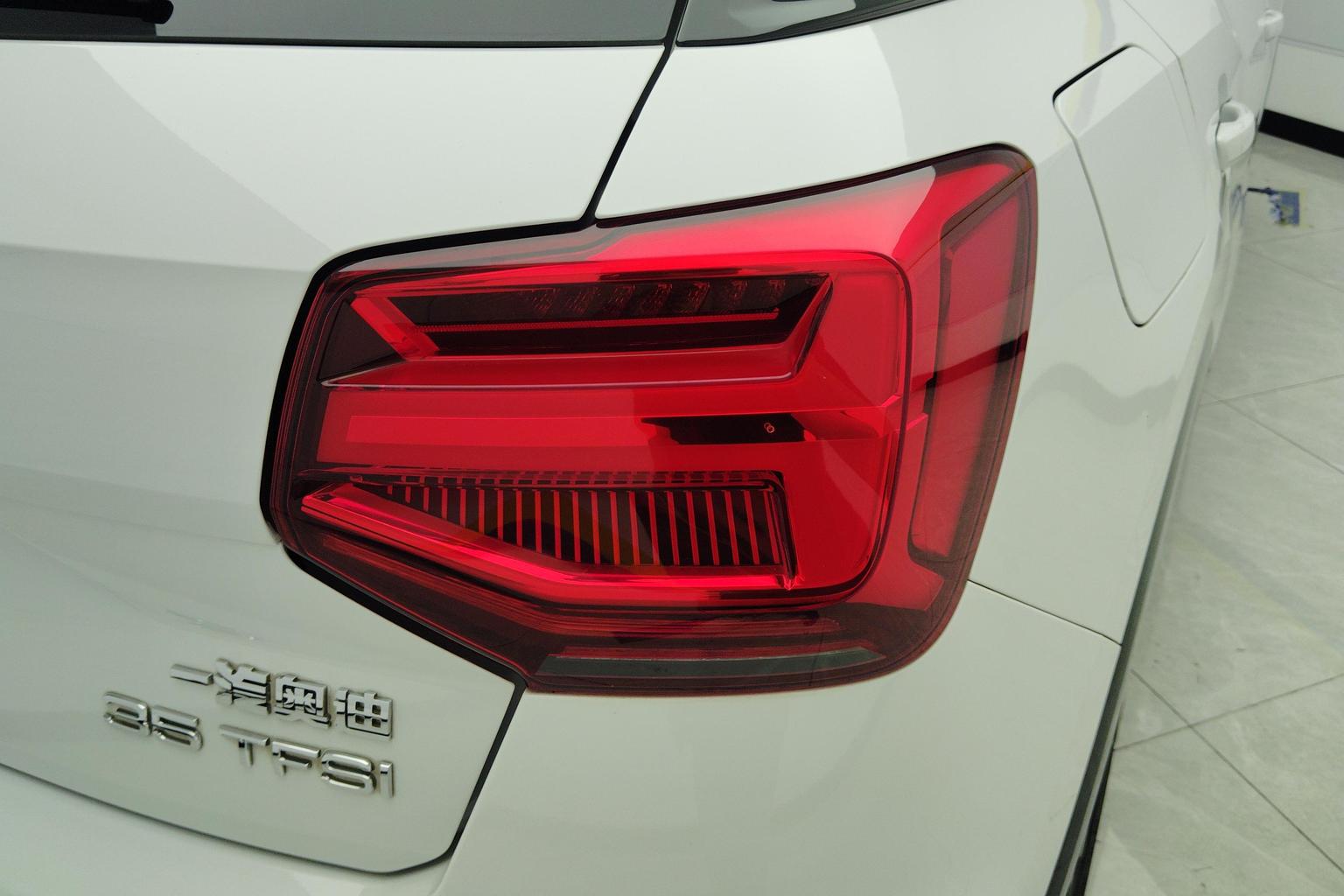 Audi Q2L 2020 35TFSI
