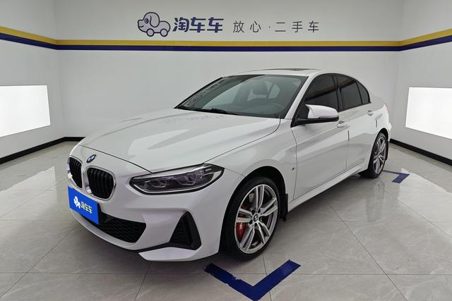 BMW 1 Series 2020 — фото 1