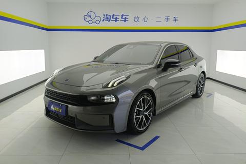 Lynk & Co 03
