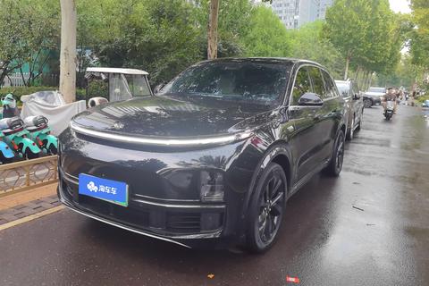 Li Auto L8