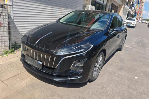 Hongqi E-QM5