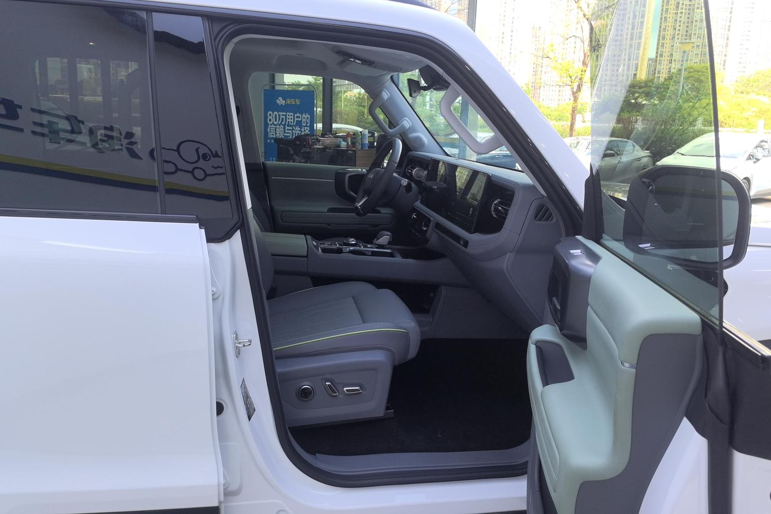 BAIC BJ BAIC Off-road BJ40 EREV 2025 biao zhun ban