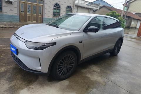 Leapmotor C11