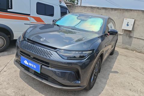 Leapmotor C11