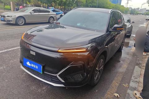 Geely Galaxy Starship 7 EM-i
