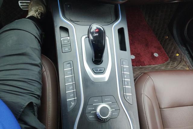 Wei brand Wey VV7 GT 2020 — фото 15