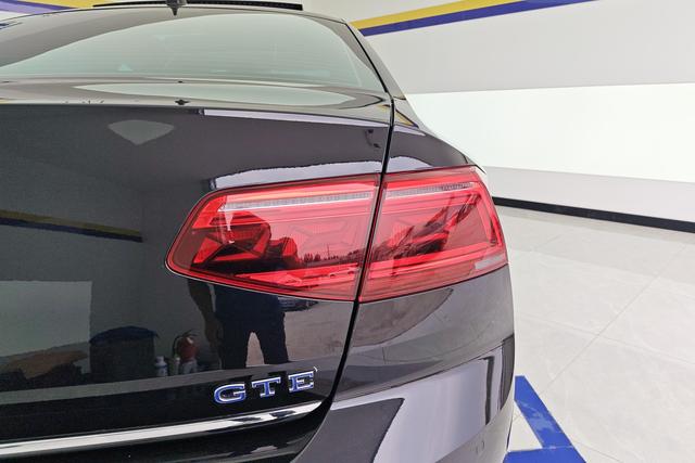 Volkswagen Magotan GTE Plug-in Hybrid 2022 — фото 5
