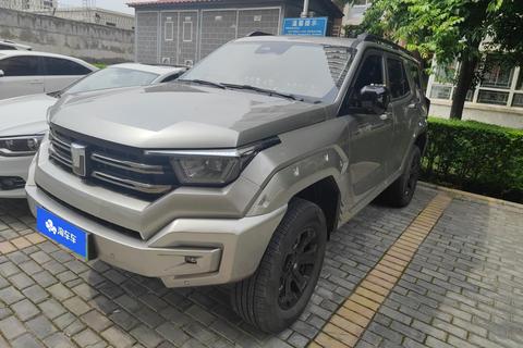 TANK 400 Hi4-T