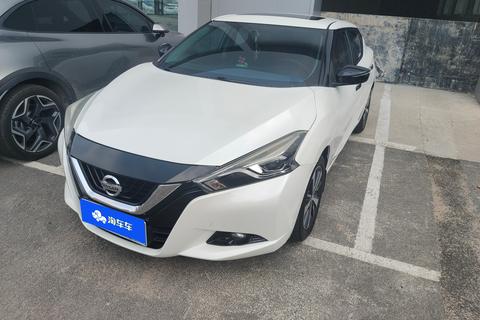 Nissan Lannia