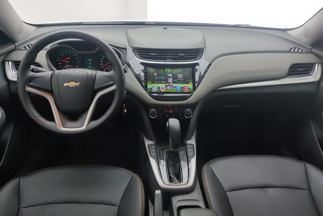Chevrolet Malibu 2017 — фото 12