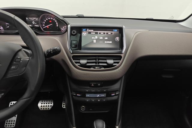 Peugeot 2008 2014 — фото 10