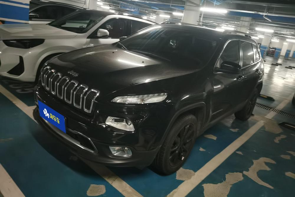 Jeep Cherokee (Import)