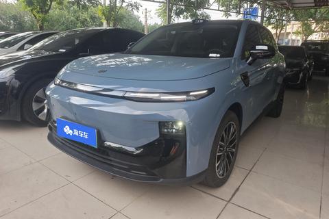 Leapmotor B10